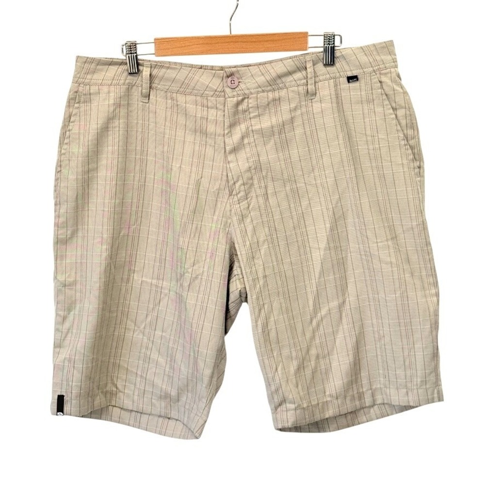VTG Rusty Mens Plaid‎ Walk Shorts Tan Brown 38 Surf Skate Flat Front Casual y2k